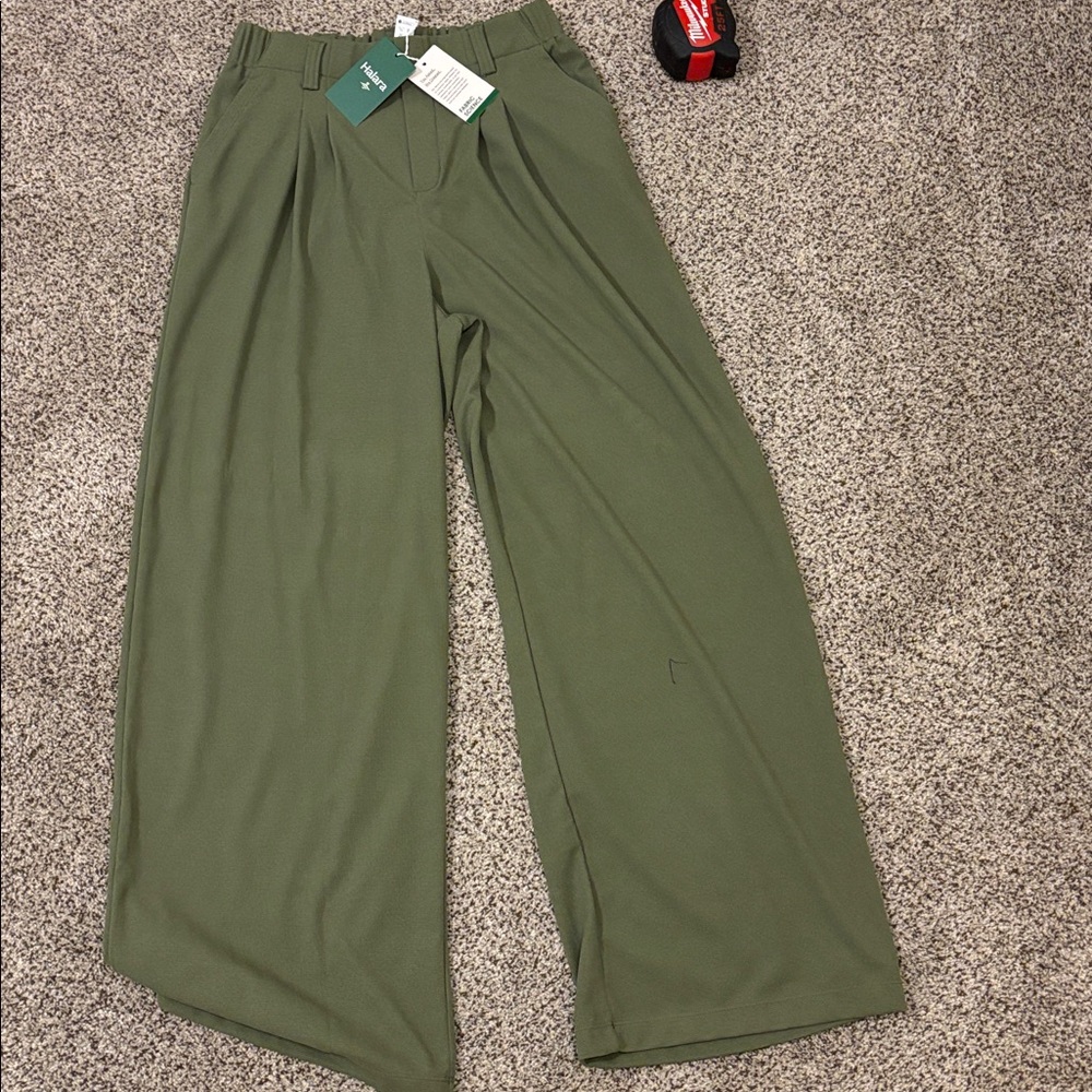 HALARA Olive waffle knit trouser pants